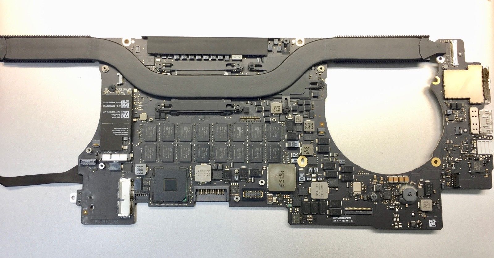 661-02526 Apple Logic Board Discrete GPU 2.5GHz 16GB for MacBook