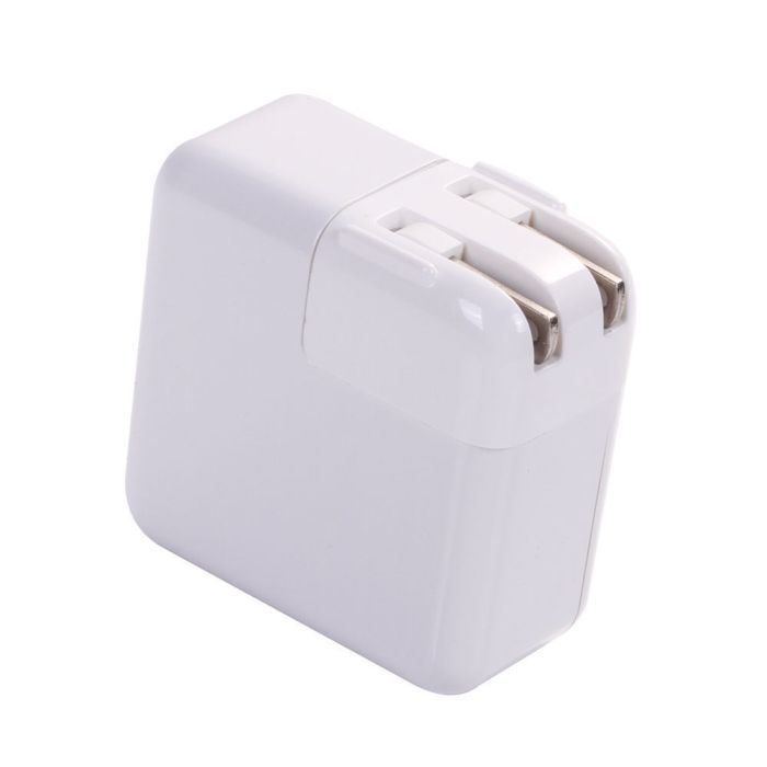 Apple 30W USB-C Power Adapter MW2G3 A1882 NEW