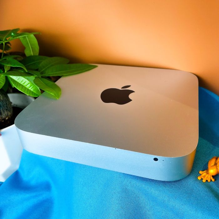 Mac Mini 3.0GHz Dual-Core Intel i7 8GB 256GB SSD 2014